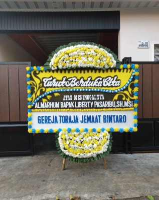 Papan Bunga Duka di Hampang