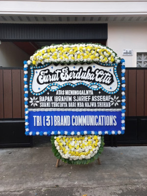 Papan Bunga Duka di Hampang